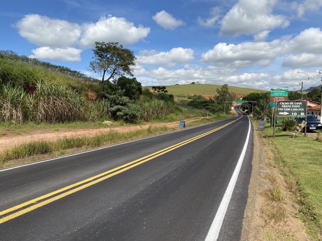 Grupo EPR - Obra de recuperação funcional das rodovias continua no Sul de Minas