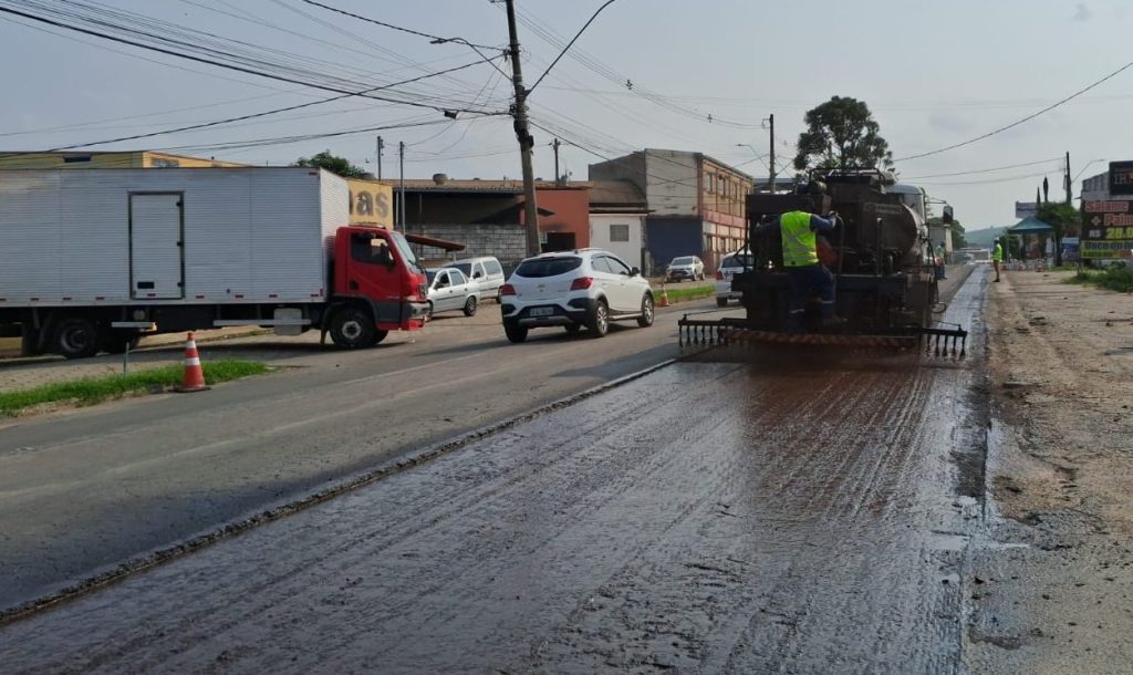 Grupo EPR - Trechos da rodovia MG-290 seguem com obras de manutenção de pavimento nesta semana