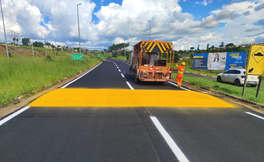 Grupo EPR - EPR Vias do Café segue com obras de manutenção de pavimento e conservação das rodovias administradas