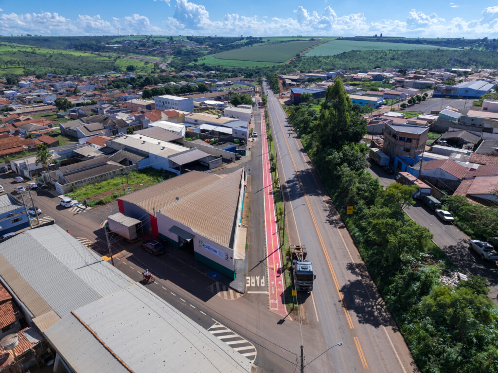 Grupo EPR - EPR Triângulo promove reabilitação da sinalização do perímetro urbano de Perdizes