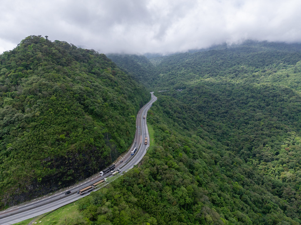 Grupo EPR - EPR Litoral Pioneiro inicia obras da fase de recuperação nas rodovias do Litoral Grupo EPR - EPR Litoral Pioneiro inicia obras da fase de recuperação nas rodovias do Litoral