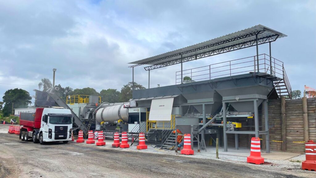 Grupo EPR - Entenda como a engenharia sustentável tem melhorado o pavimento da BR-040 entre Belo Horizonte e Juiz de Fora Grupo EPR - Entenda como a engenharia sustentável tem melhorado o pavimento da BR-040 entre Belo Horizonte e Juiz de Fora