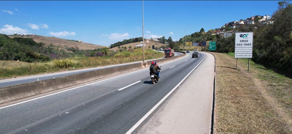 Grupo EPR - Operação Tiradentes registra aumento de 20% no tráfego na BR-040 entre BH e Juiz de Fora Grupo EPR - Operação Tiradentes registra aumento de 20% no tráfego na BR-040 entre BH e Juiz de Fora