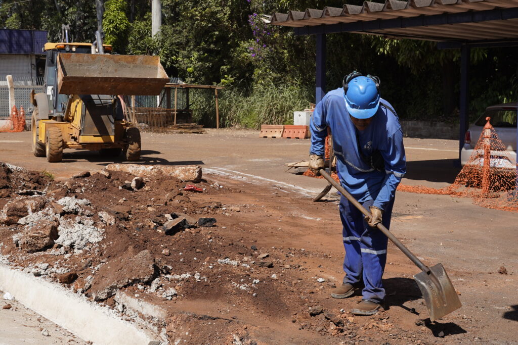 Grupo EPR - EPR Via Mineira divulga programação de obras e serviços na BR-040 entre a Região Central e a Zona da Mata mineira Grupo EPR - EPR Via Mineira divulga programação de obras e serviços na BR-040 entre a Região Central e a Zona da Mata mineira