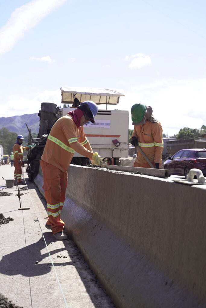 Grupo EPR - EPR Via Mineira realiza melhorias no pavimento e avança com obras estruturantes na BR-040 entre Belo Horizonte e Juiz de Fora Grupo EPR - EPR Via Mineira realiza melhorias no pavimento e avança com obras estruturantes na BR-040 entre Belo Horizonte e Juiz de Fora