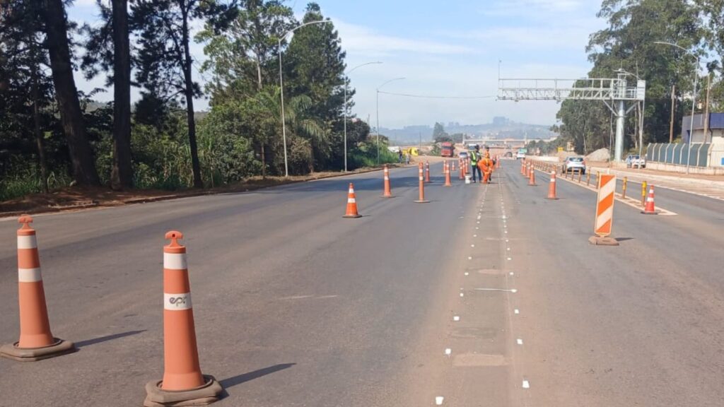 Grupo EPR - EPR Via Mineira inicia instalação de barreira rígida em Congonhas e avança na preparação para a duplicação da BR-040 Grupo EPR - EPR Via Mineira inicia instalação de barreira rígida em Congonhas e avança na preparação para a duplicação da BR-040
