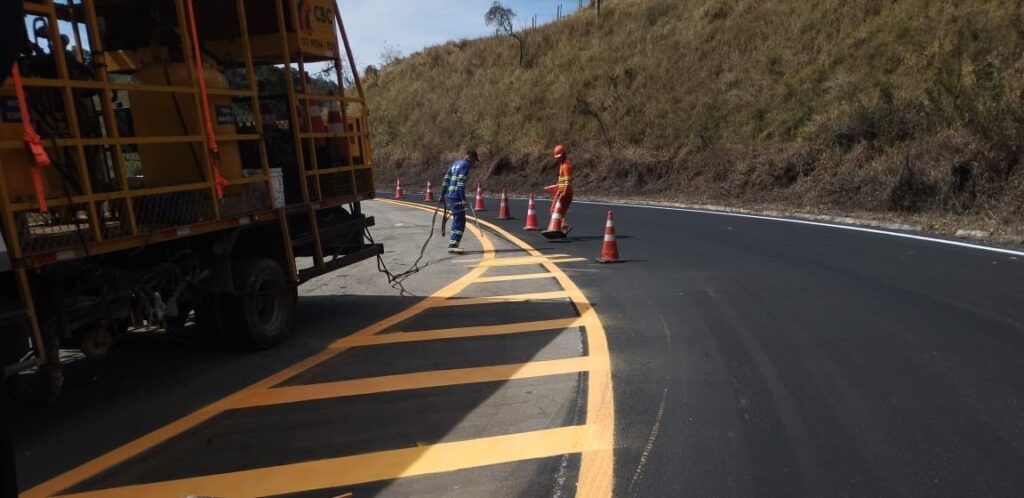 Grupo EPR - EPR Via Mineira reforça obras na BR-040 nesta semana, com serviços noturnos em quatro municípios Grupo EPR - EPR Via Mineira reforça obras na BR-040 nesta semana, com serviços noturnos em quatro municípios